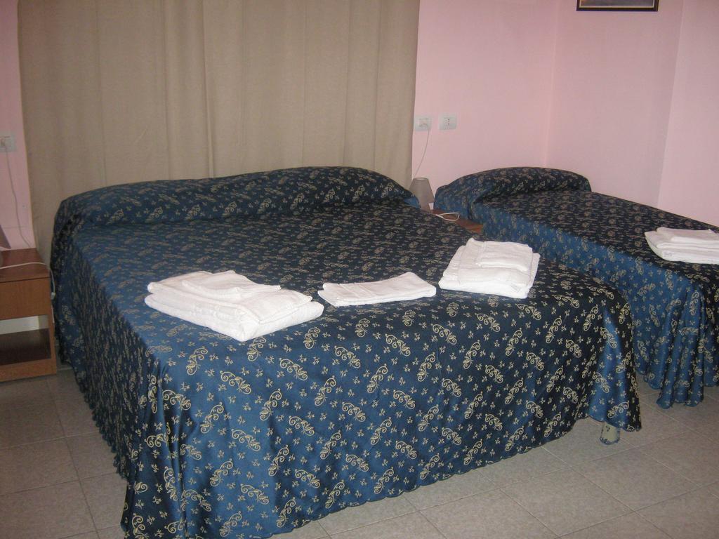Hotel Ferraro Ρώμη Εξωτερικό φωτογραφία