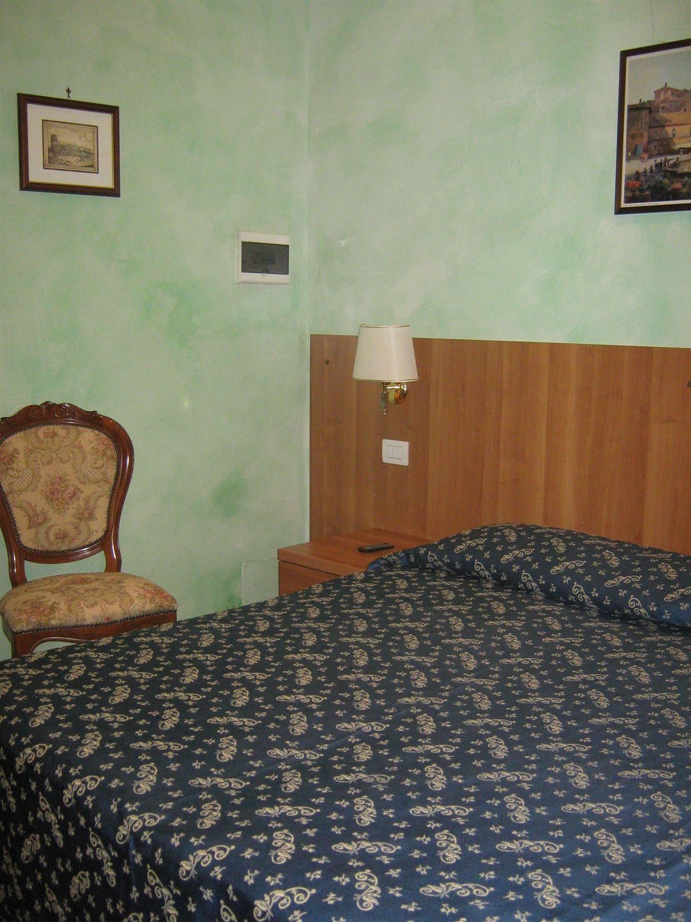Hotel Ferraro Ρώμη Εξωτερικό φωτογραφία